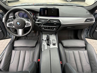 BMW 5 Series foto 10