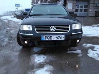 Volkswagen Passat foto 1