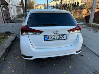 Toyota Auris foto 3