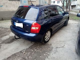 KIA Cerato foto 3