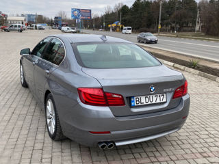 BMW 5 Series foto 2