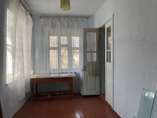 De vinzare casa de locuit, garaj, satul Moscovei, r-l Cahul foto 9