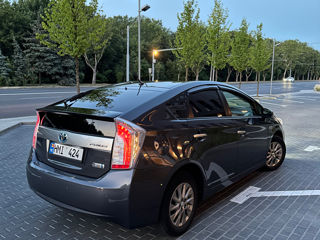 Toyota Prius foto 1