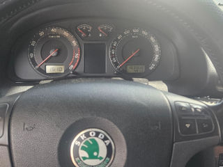 Skoda Superb foto 6