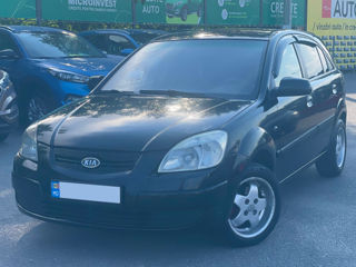 KIA Rio foto 1