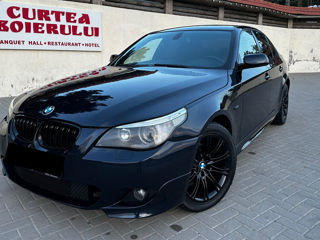 BMW 5 Series фото 1