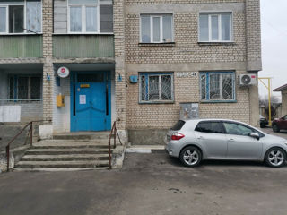 Ap. 1 cam., 330 м², 4/5 et.