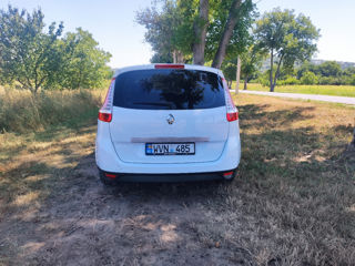 Renault Grand Scenic foto 4