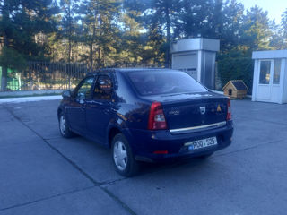 Dacia Logan foto 2