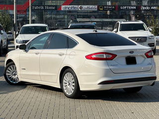 Ford Fusion foto 3