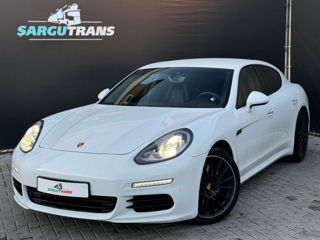 Porsche Panamera foto 2