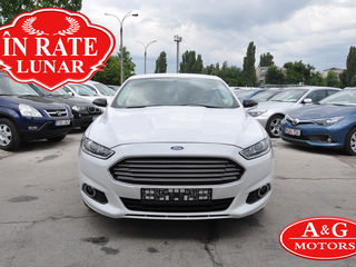 Ford Fusion foto 2