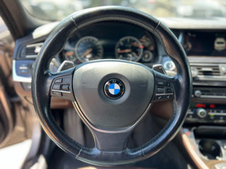 BMW 5 Series foto 11