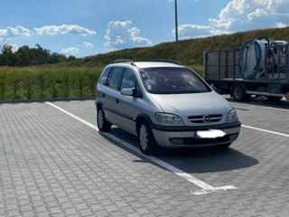 Opel Zafira foto 9