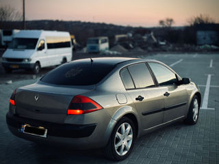 Renault Megane foto 4