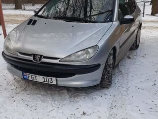 Peugeot 206 foto 1