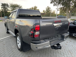 Toyota Hilux foto 8