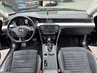 Volkswagen Passat foto 8