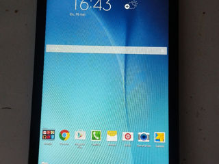 Vind tableta Samsung SM-T561