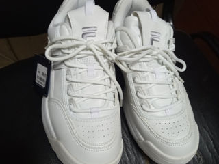 Кроссовки белые FilA 42  размер Adidasi Fila