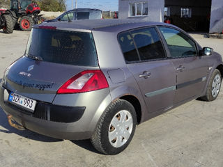 Renault Megane foto 5