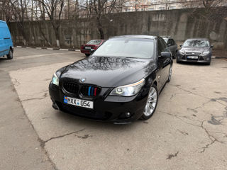 BMW 5 Series foto 2