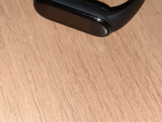 Фитнес браслет Xiaomi mi band 5 xmsh10hm. Состояние нового, практически не использовался. foto 4