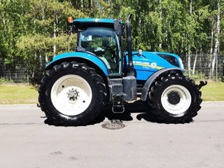 New Holland T7.230 foto 2