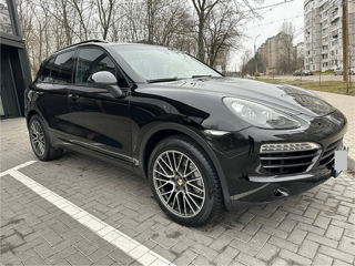 Porsche Cayenne foto 2