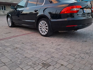 Skoda Superb foto 4