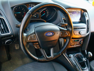 Ford Focus foto 5