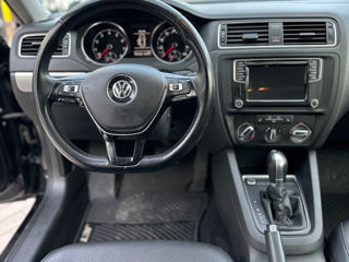 Volkswagen Jetta foto 10