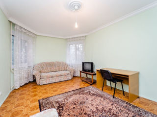 Apartament cu 4 camere, 100 m², Centru, Chișinău