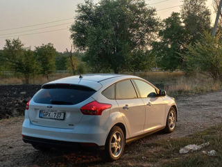 Ford Focus foto 2