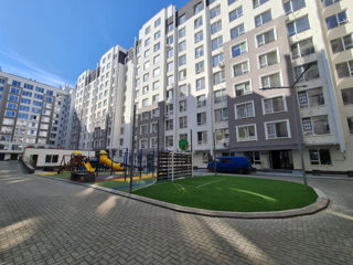 Apartament cu 3 camere, 94 m², Ciocana, Chișinău foto 9