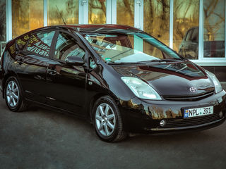 Chirie Auto Botanica, Procat Avto v Kisineve, Rent A Car, Moldova, Hybrid Toyota foto 3