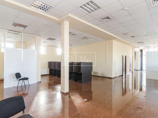 Chirie, oficiu, Centru, str. Ismail, terasă, 260 m.p, 3120€ foto 4