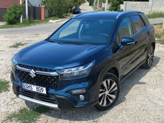 Suzuki S-Cross foto 1