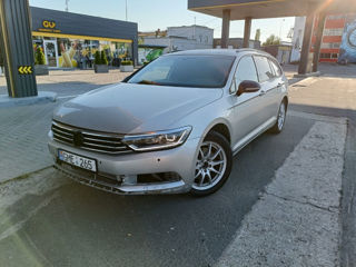 Volkswagen Passat foto 1