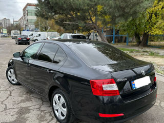 Skoda Octavia foto 3