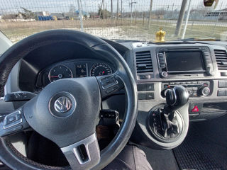 Volkswagen Caravelle foto 5