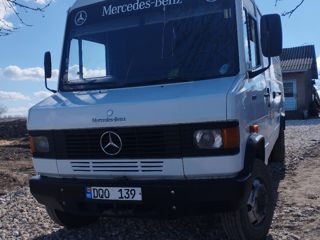 Mercedes 609D