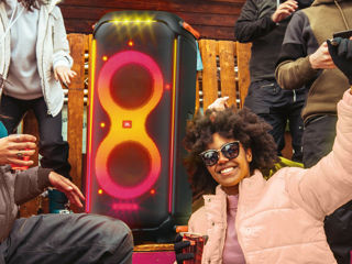 JBL Partybox 710 - creează o atmosferă epică în care muzica devine vedeta principală. foto 6