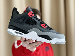 Nike Air Jordan 4 Retro Black/Grey/Red