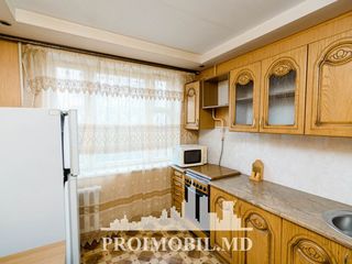 Apartament cu 2 camere, 46 m², Buiucani, Chișinău foto 2