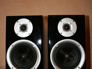 Sven Royal 2, 2*40W (RMS), 35-20000Hz