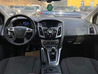 Ford Focus foto 10