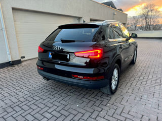 Audi Q3 foto 2