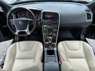 Volvo XC60 foto 8