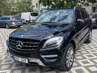 Mercedes M-Class foto 2